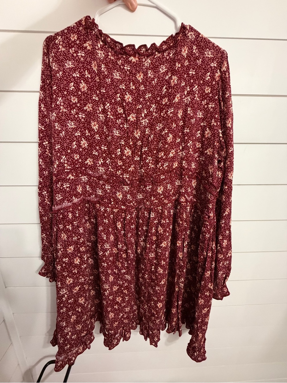 Easel Burgundy Floral Ruffle Neck Tunic - Picture 4 of 4